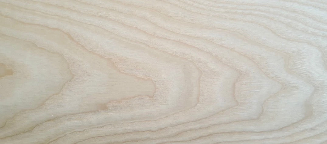 2 of Ash and 2 of Mahogany solid wood sheets 180x130x3mm